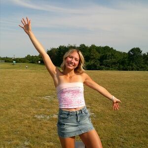 Meet your Posher, Abby